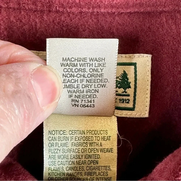 LL Bean Burgundy Heavy Weight Men's Chamois Shirt, Traditional‎ Fit XLR - Picture 6 of 7